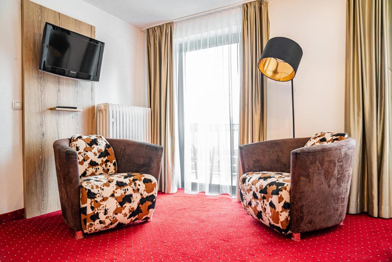 Berghotel & Chalets Adersberg Chiemgau Card Kostenfrei กราสเซา ภายนอก รูปภาพ