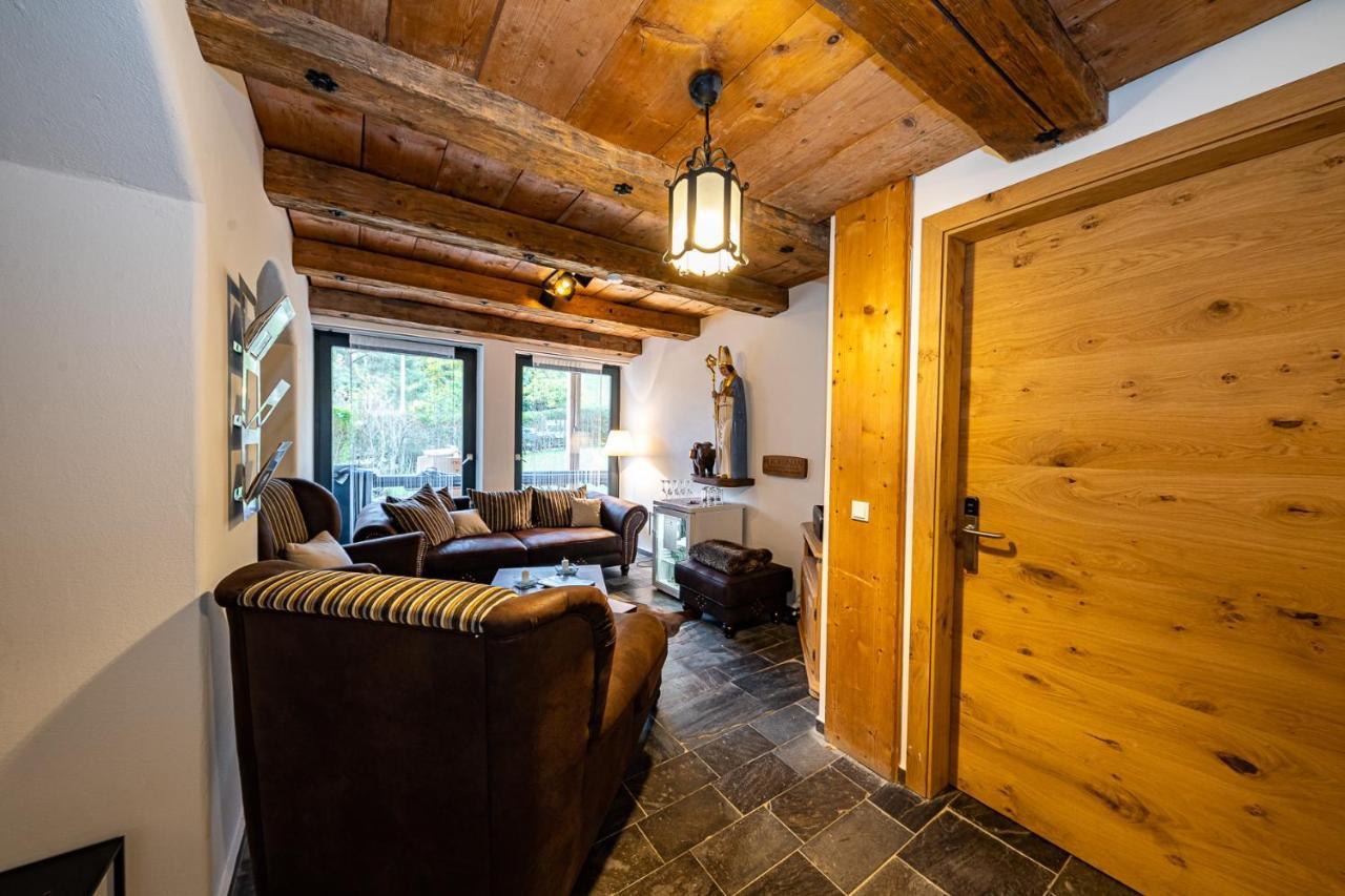 Berghotel & Chalets Adersberg Chiemgau Card Kostenfrei กราสเซา ภายนอก รูปภาพ