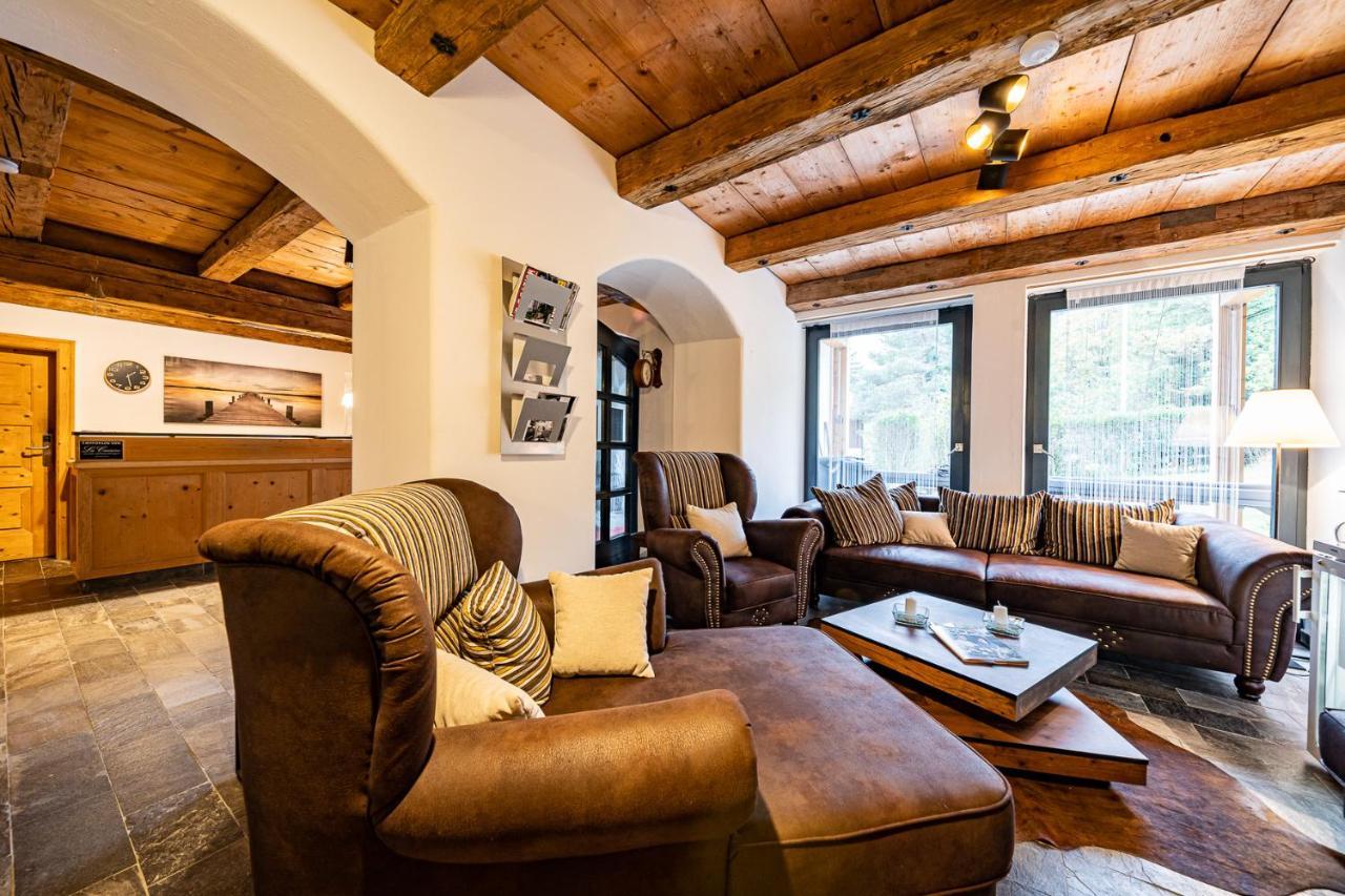 Berghotel & Chalets Adersberg Chiemgau Card Kostenfrei กราสเซา ภายนอก รูปภาพ