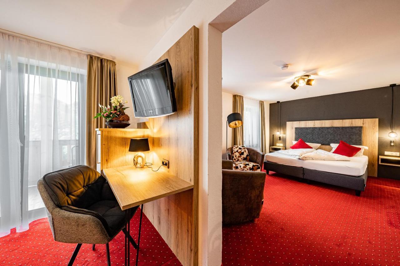 Berghotel & Chalets Adersberg Chiemgau Card Kostenfrei กราสเซา ภายนอก รูปภาพ